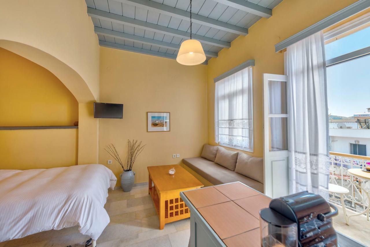 Island Of Luxury Apartments Ermoupoli Exterior photo