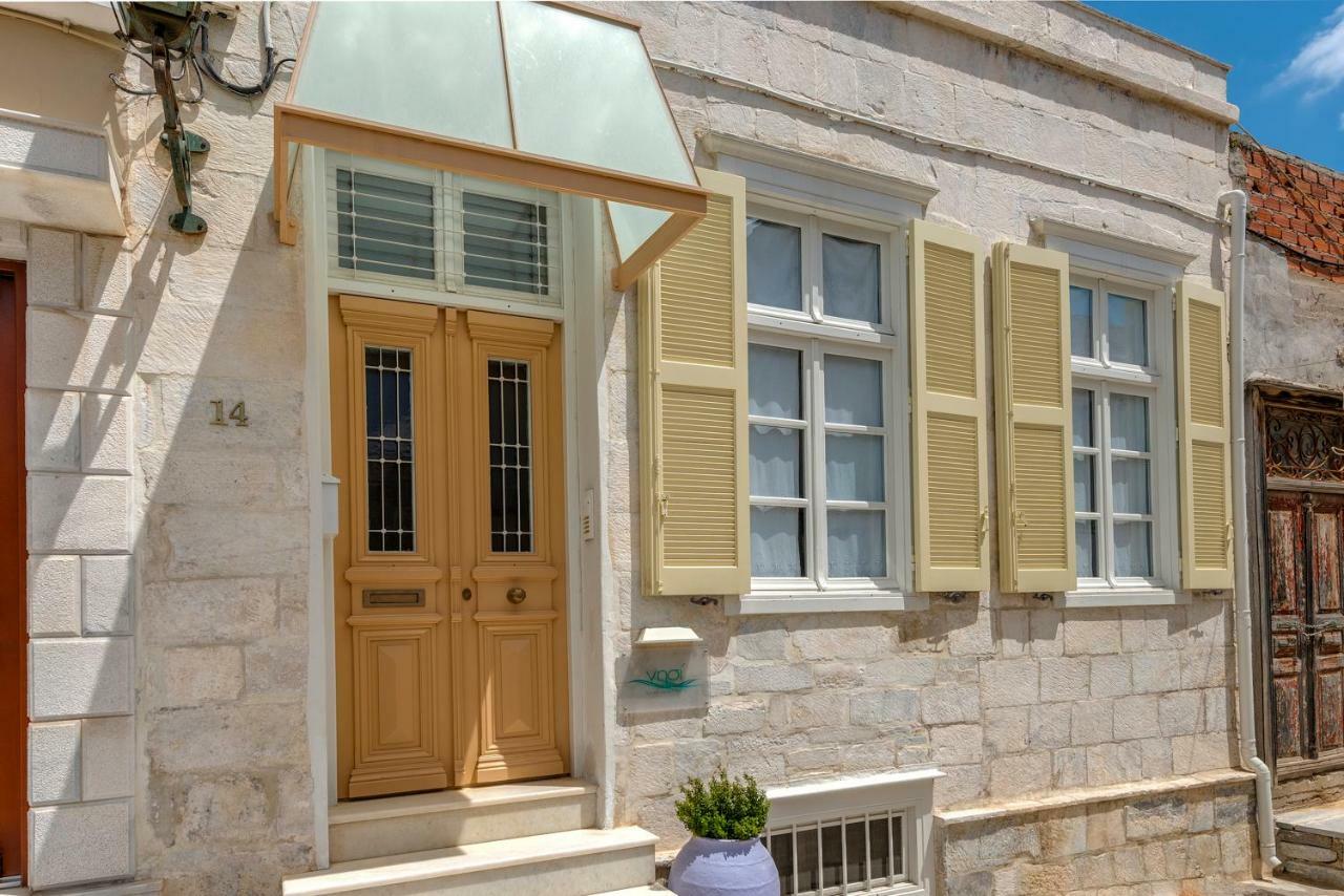 Island Of Luxury Apartments Ermoupoli Exterior photo